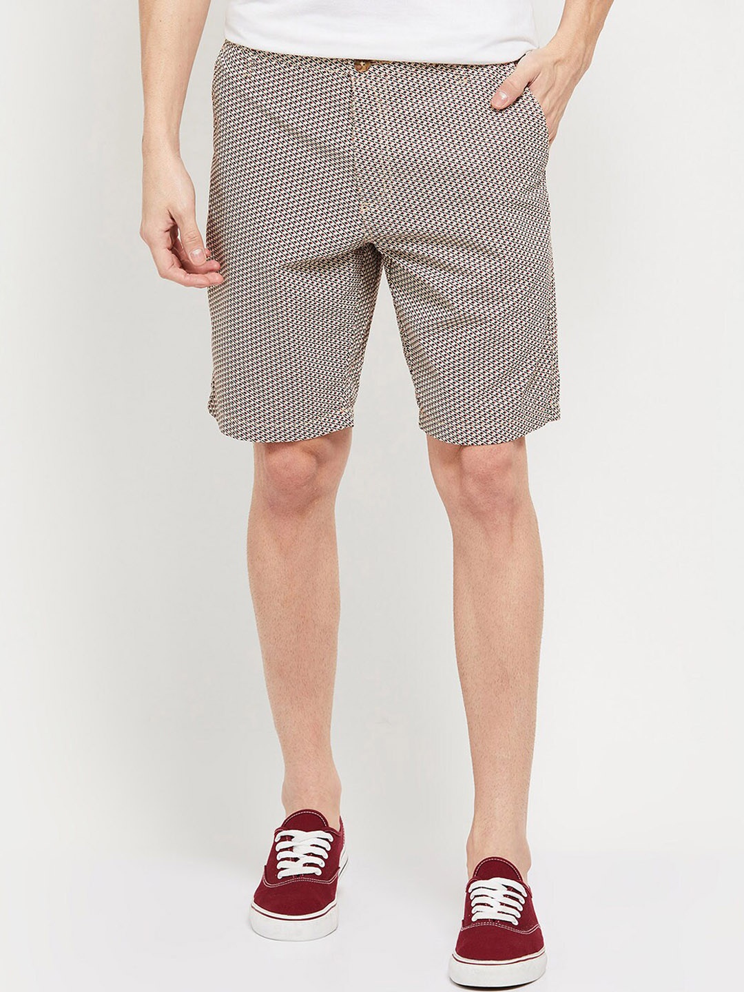 

max Men Khaki Geometric Printed Shorts