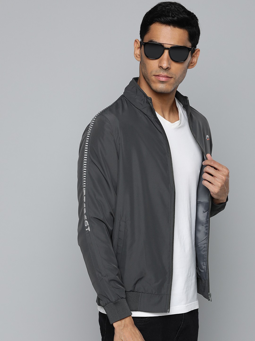 

Fort Collins Men Charcoal Black Solid Padded Jacket