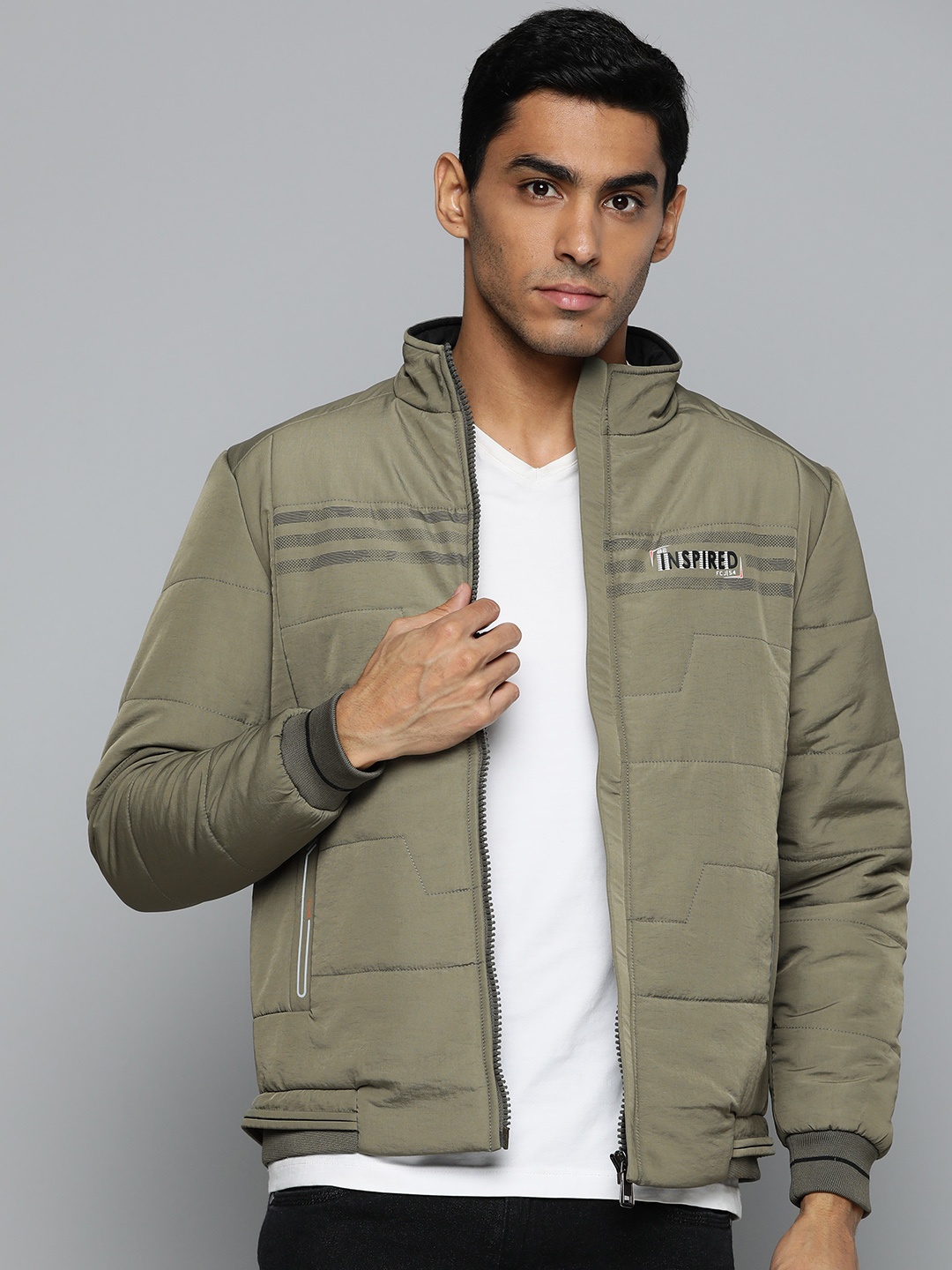 

Fort Collins Men Olive Green Solid Bomber Jacket