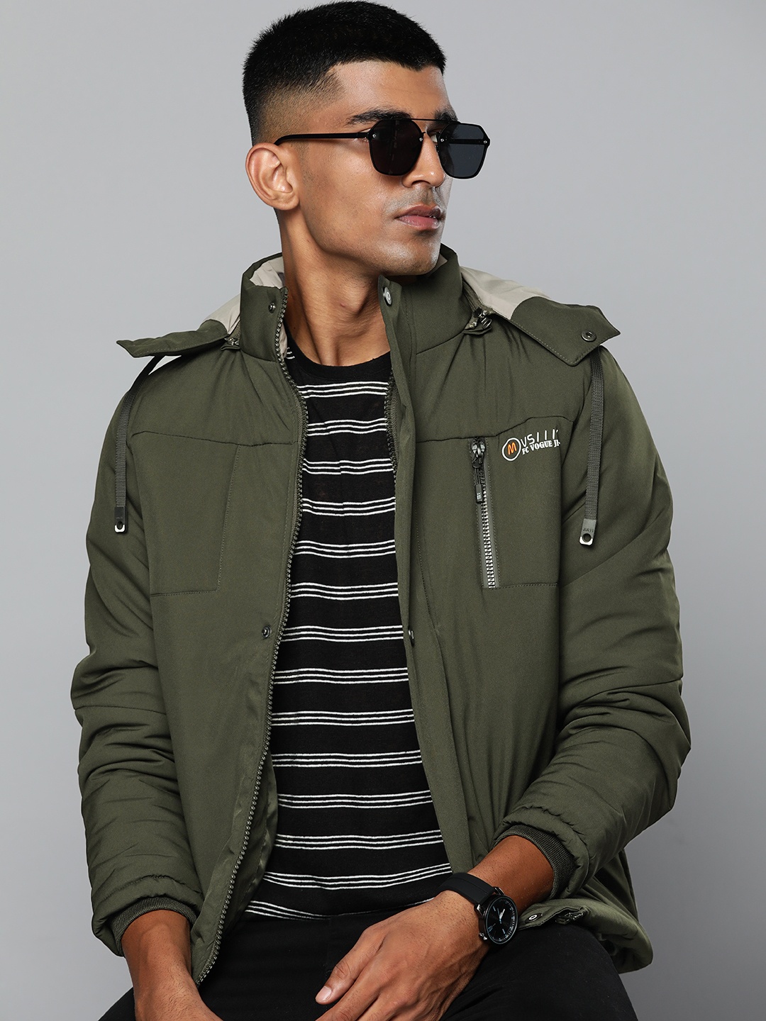 

Fort Collins Men Olive Green Solid Padded Jacket With Detachable Hood