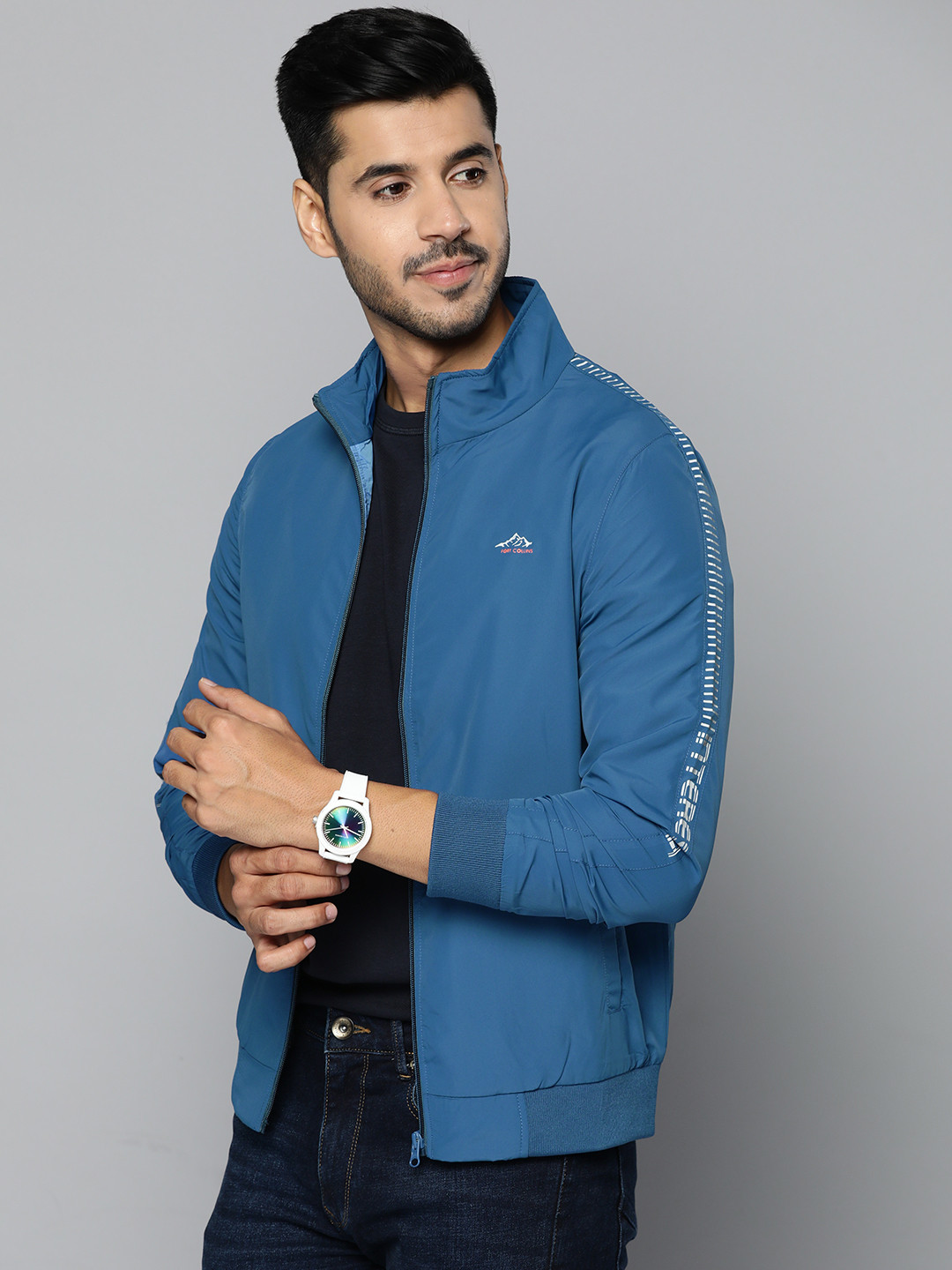 

Fort Collins Men Blue Solid Mock Collar Tailored Jacket