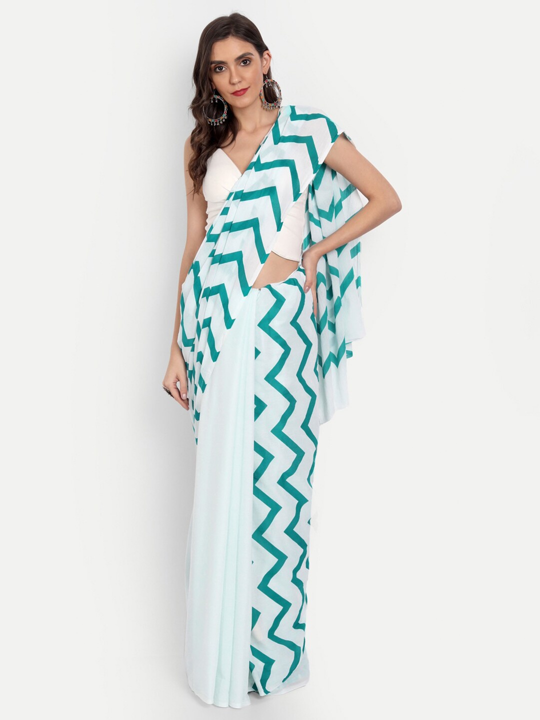 

BUTA BUTI Blue & Off White Pure Cotton Saree
