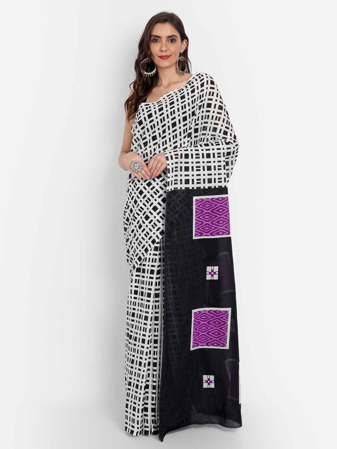 

BUTA BUTI Black & White Checked Pure Cotton Saree