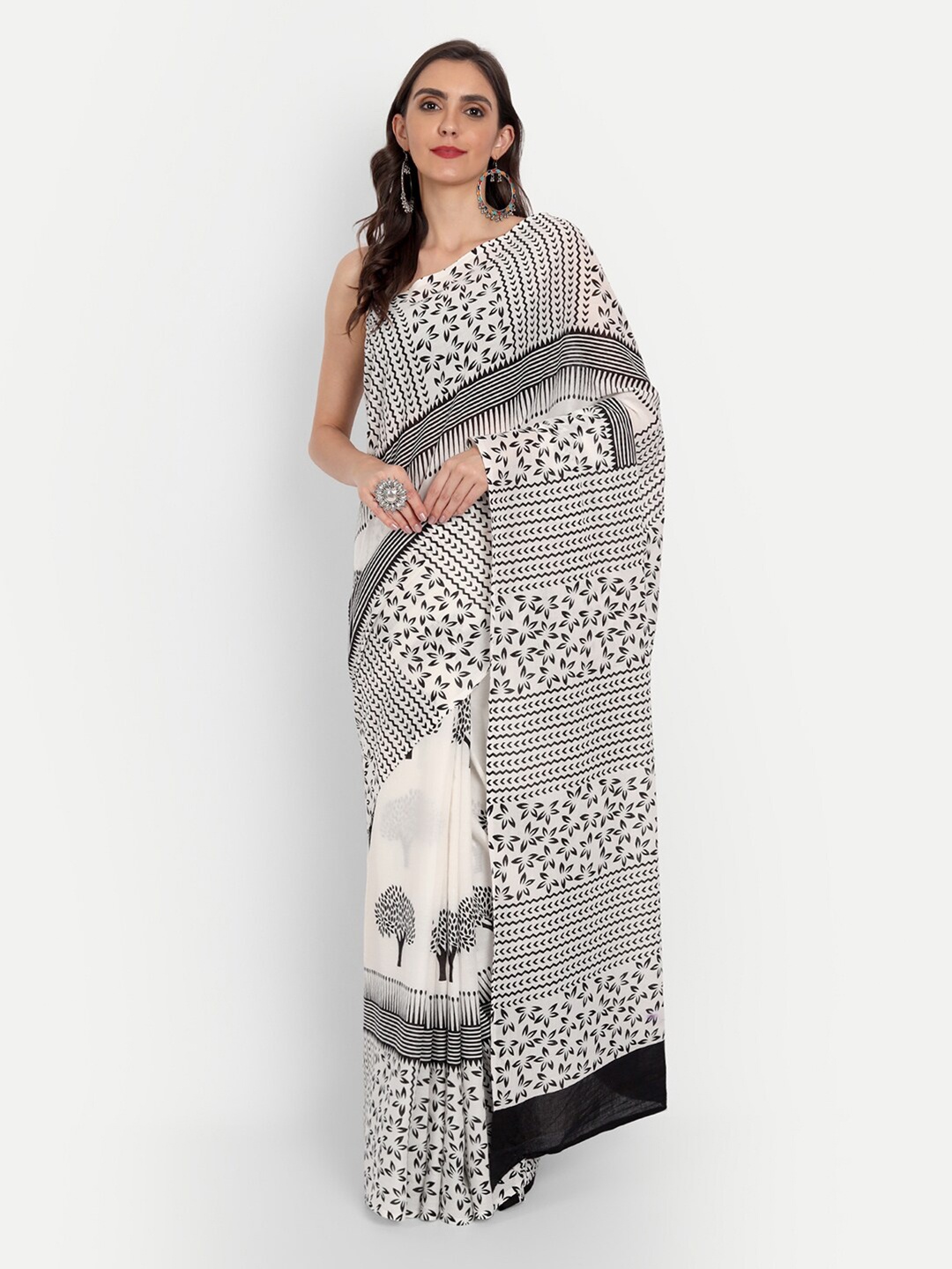

BUTA BUTI Black & Off White Floral Pure Cotton Saree