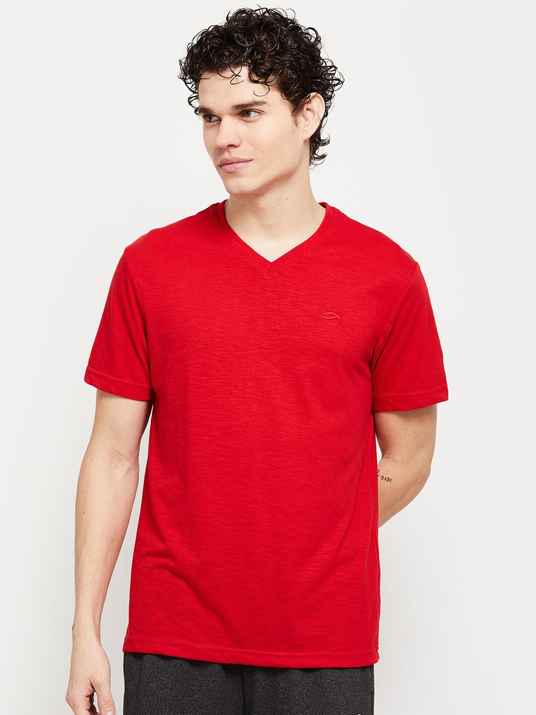 

max Men Red Solid Lounge Tshirts