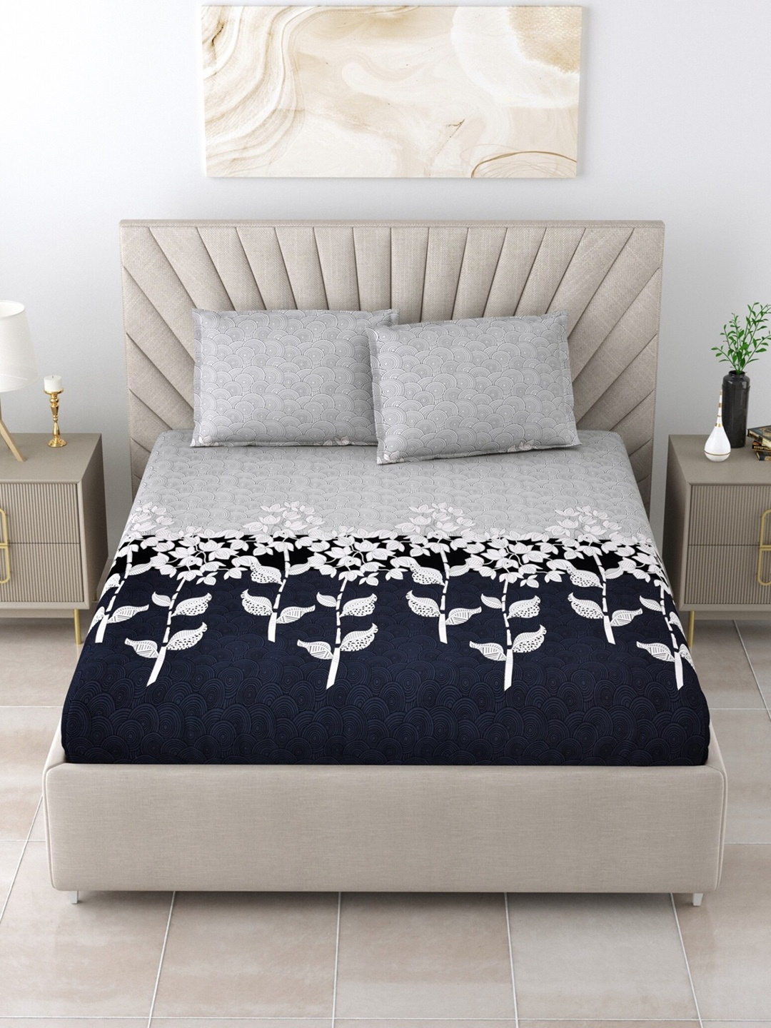 

Salona Bichona Grey & White Floral 120 TC King Bedsheet with 2 Pillow Covers