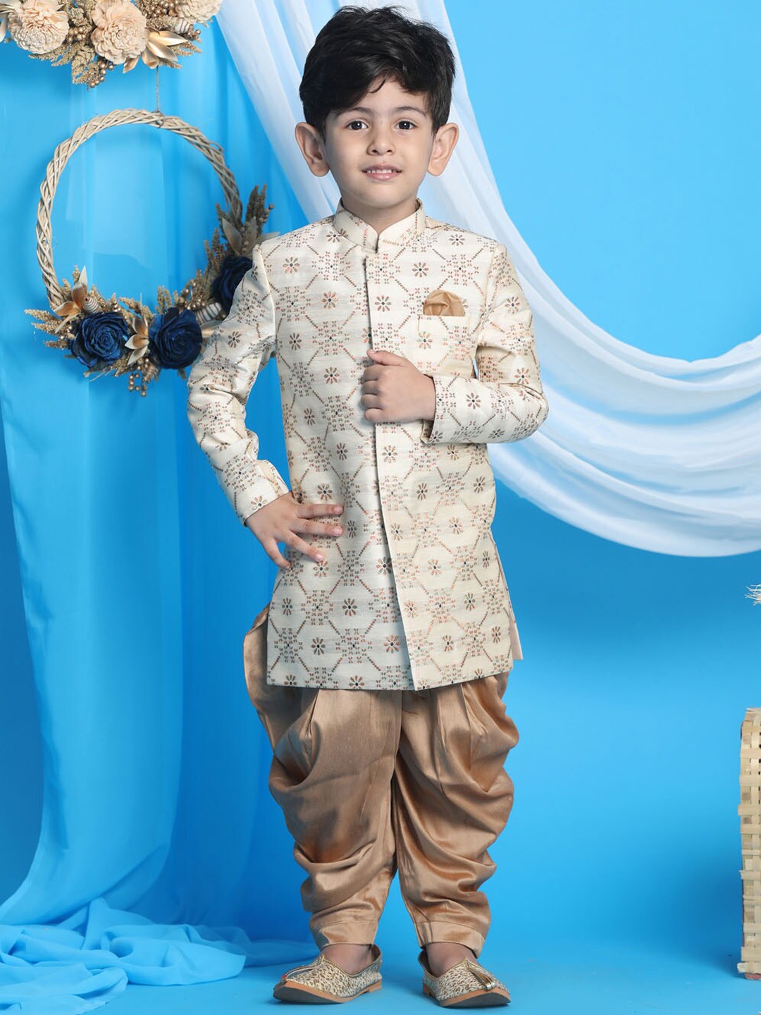 

VASTRAMAY Boys Beige & Rose Gold-Coloured Woven Design Sherwani Set