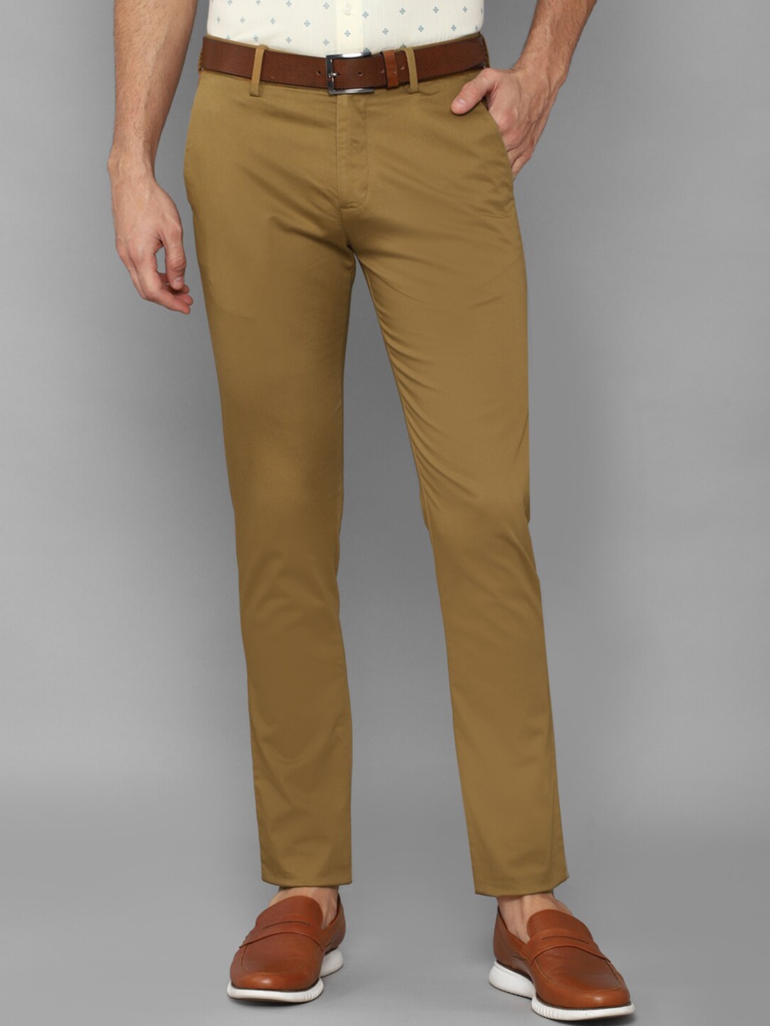 

Allen Solly Men Khaki Slim Fit Chinos Trousers