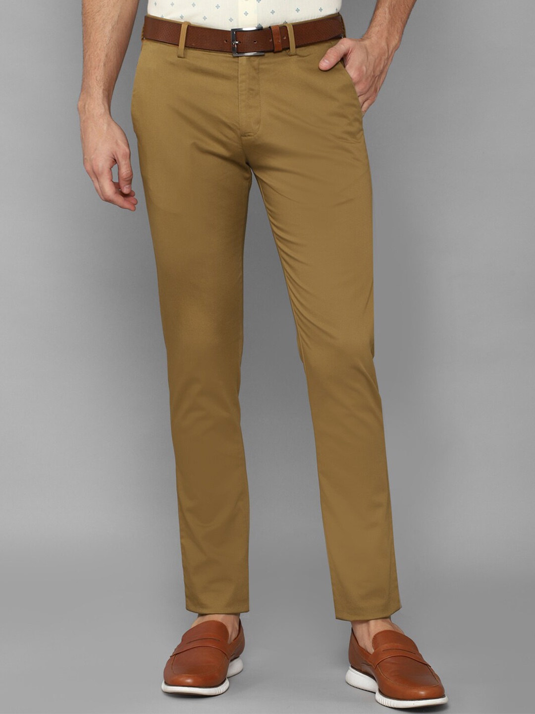 

Allen Solly Men Khaki Slim Fit Chinos Trousers