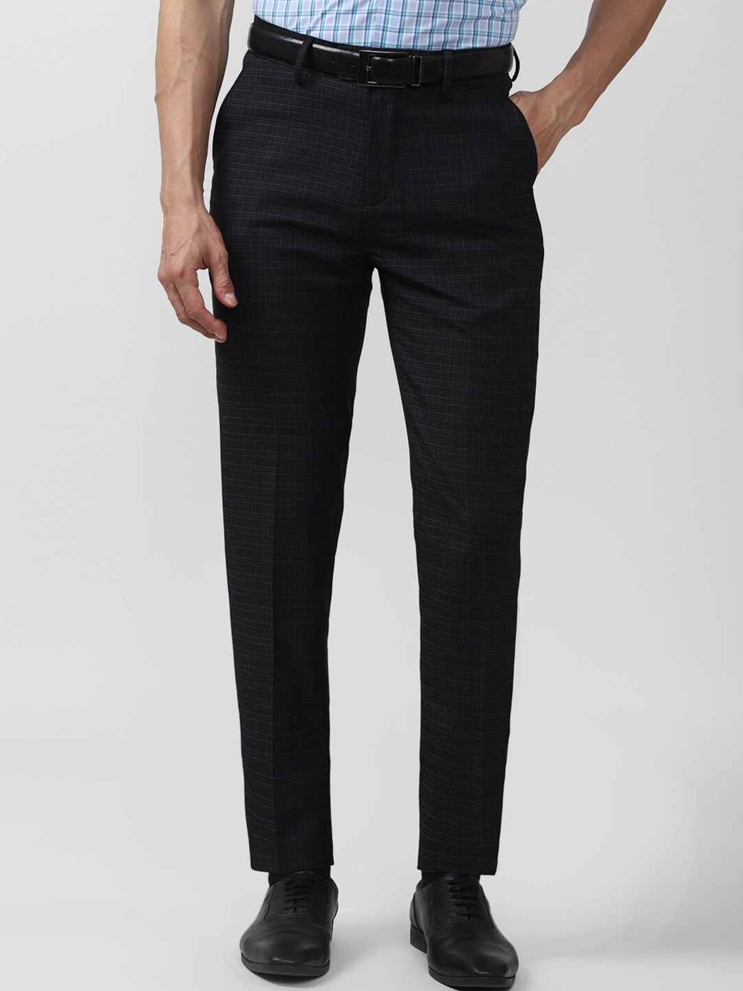 

Peter England Elite Men Black Checked Slim Fit Formal Trouser