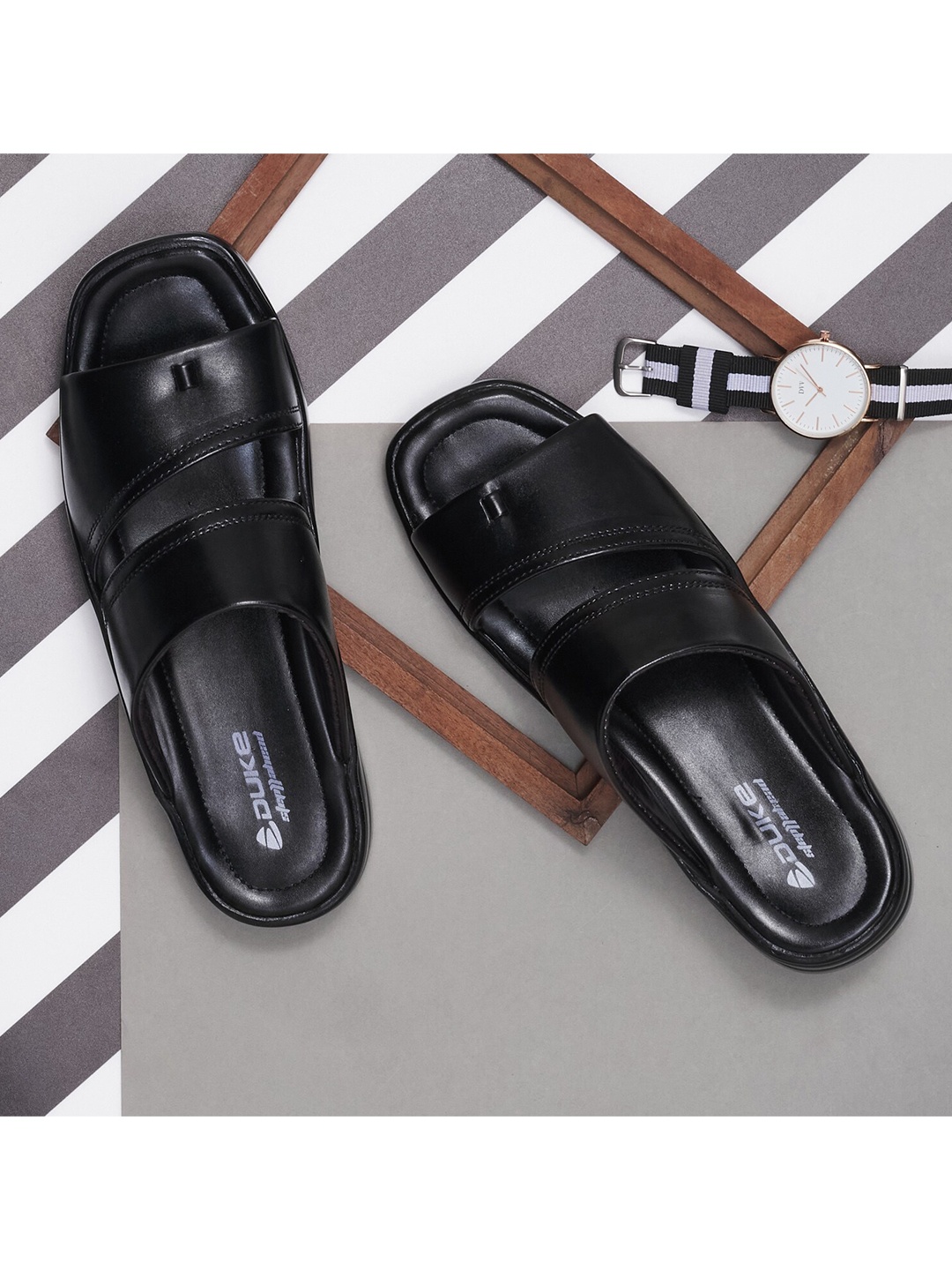 

Duke Men Black Comfort Sandals