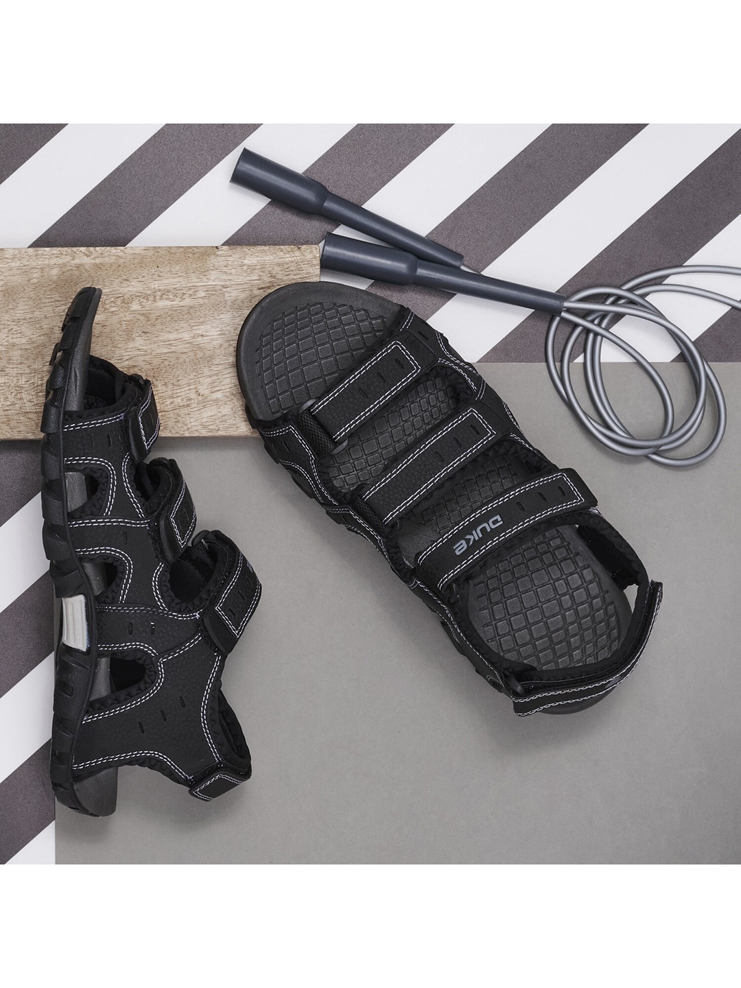 

Duke Men Black Comfort Sandals