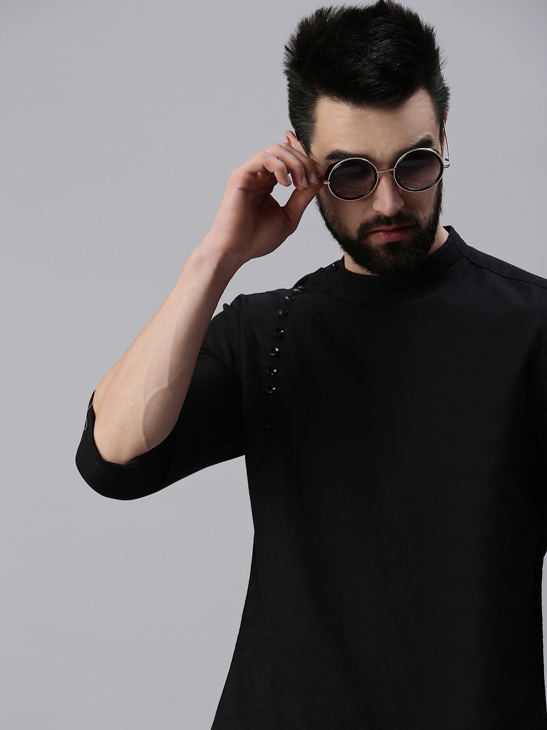 

SHOWOFF Men Black Cotton Kurta