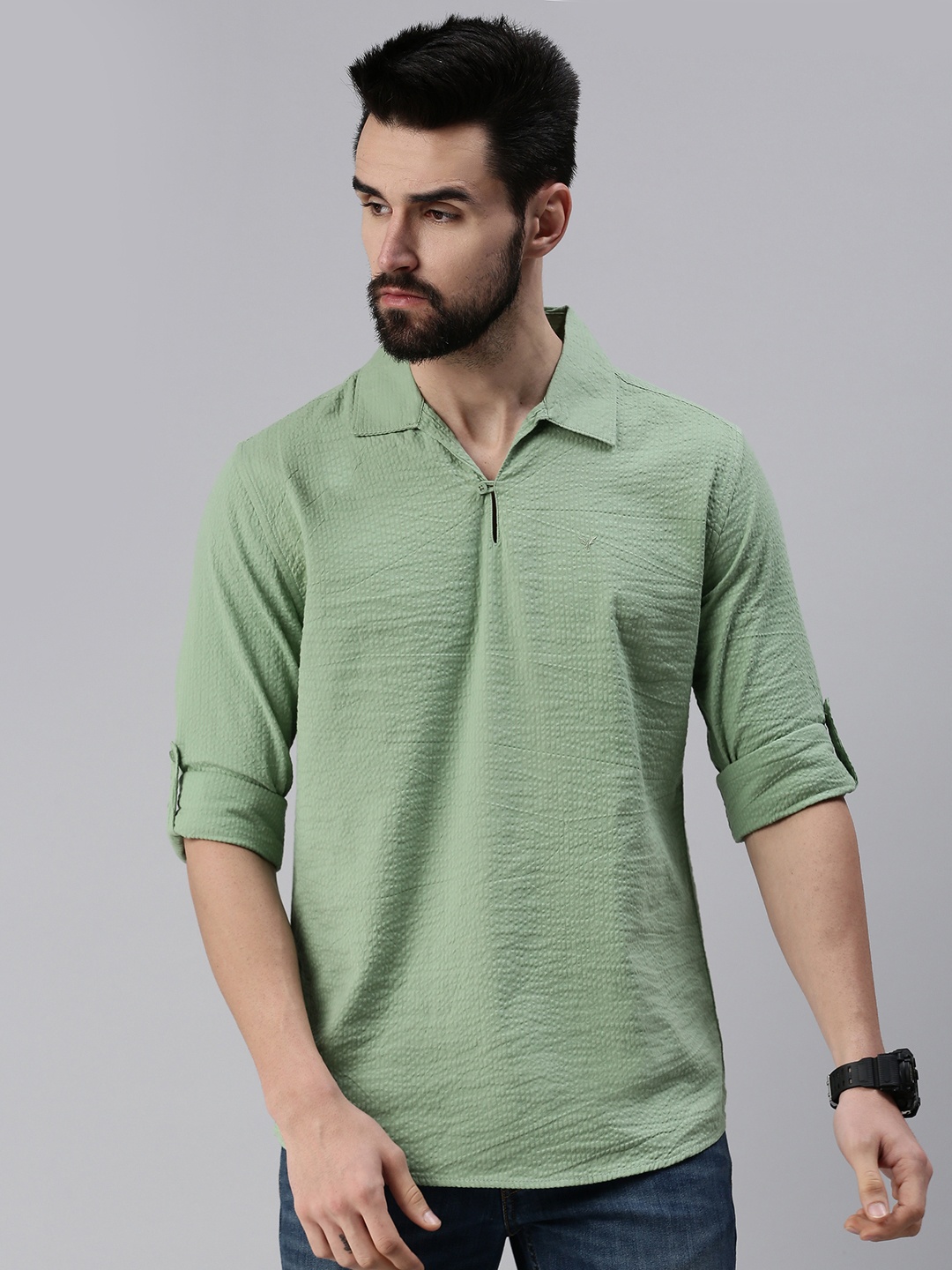 

SHOWOFF Men Green solid Kurta