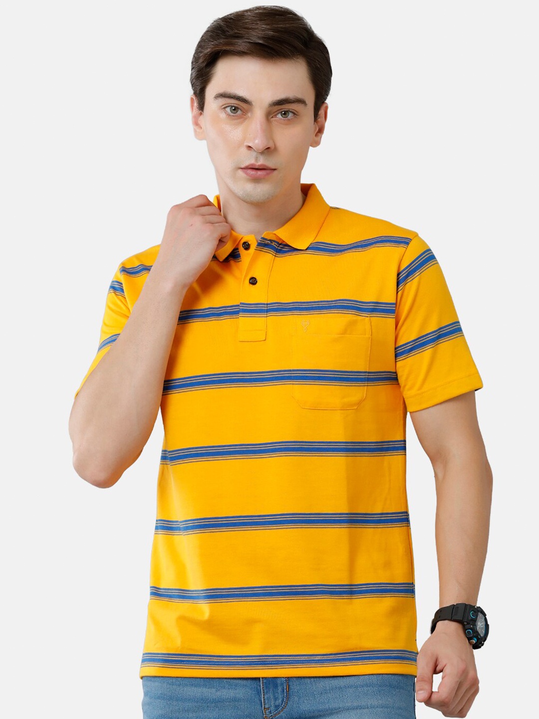 

Classic Polo Men Yellow Striped Polo Collar T-shirt