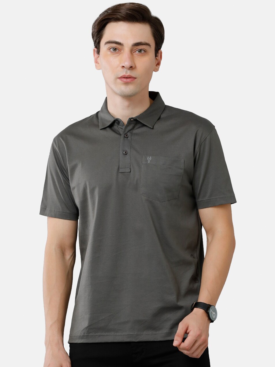 

Classic Polo Men Olive Green Polo Collar Pure Cotton T-shirt