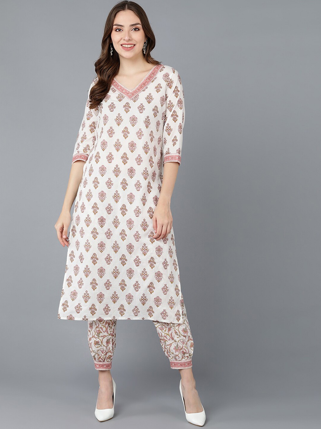 

AHIKA Women Off White Floral Printed Pure Cotton Kurta with Trousers