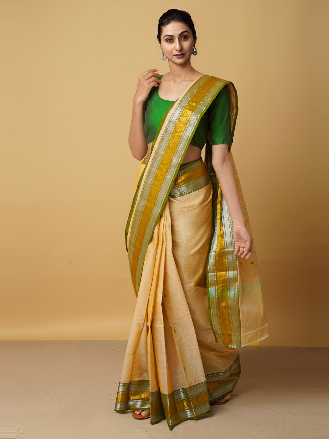 

Unnati Silks Women Woven Design Zari Pure Cotton Chettinad Saree, Cream