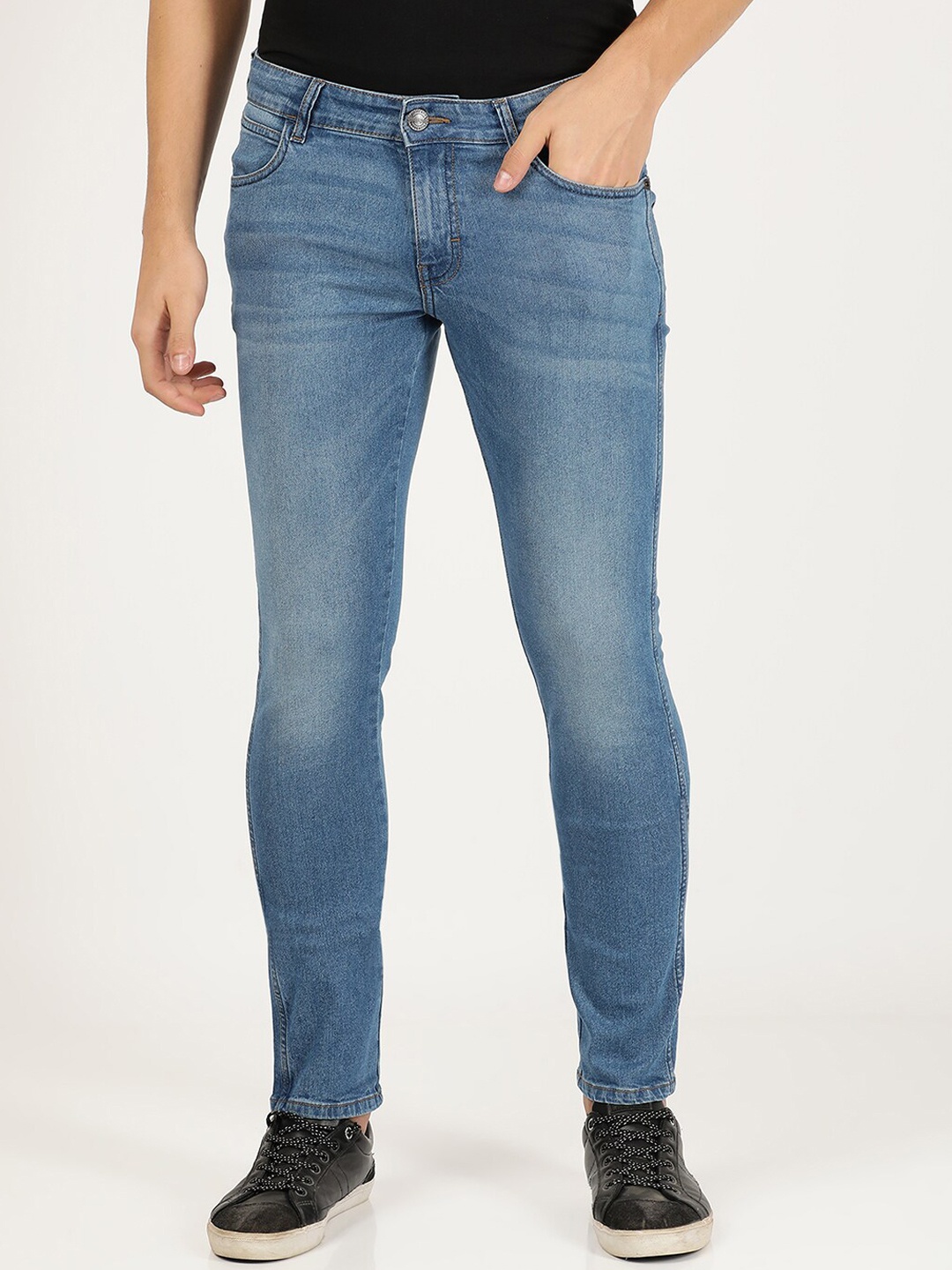 

Wrangler Men Blue Skanders Slim Fit Low-Rise Heavy Fade Stretchable Jeans