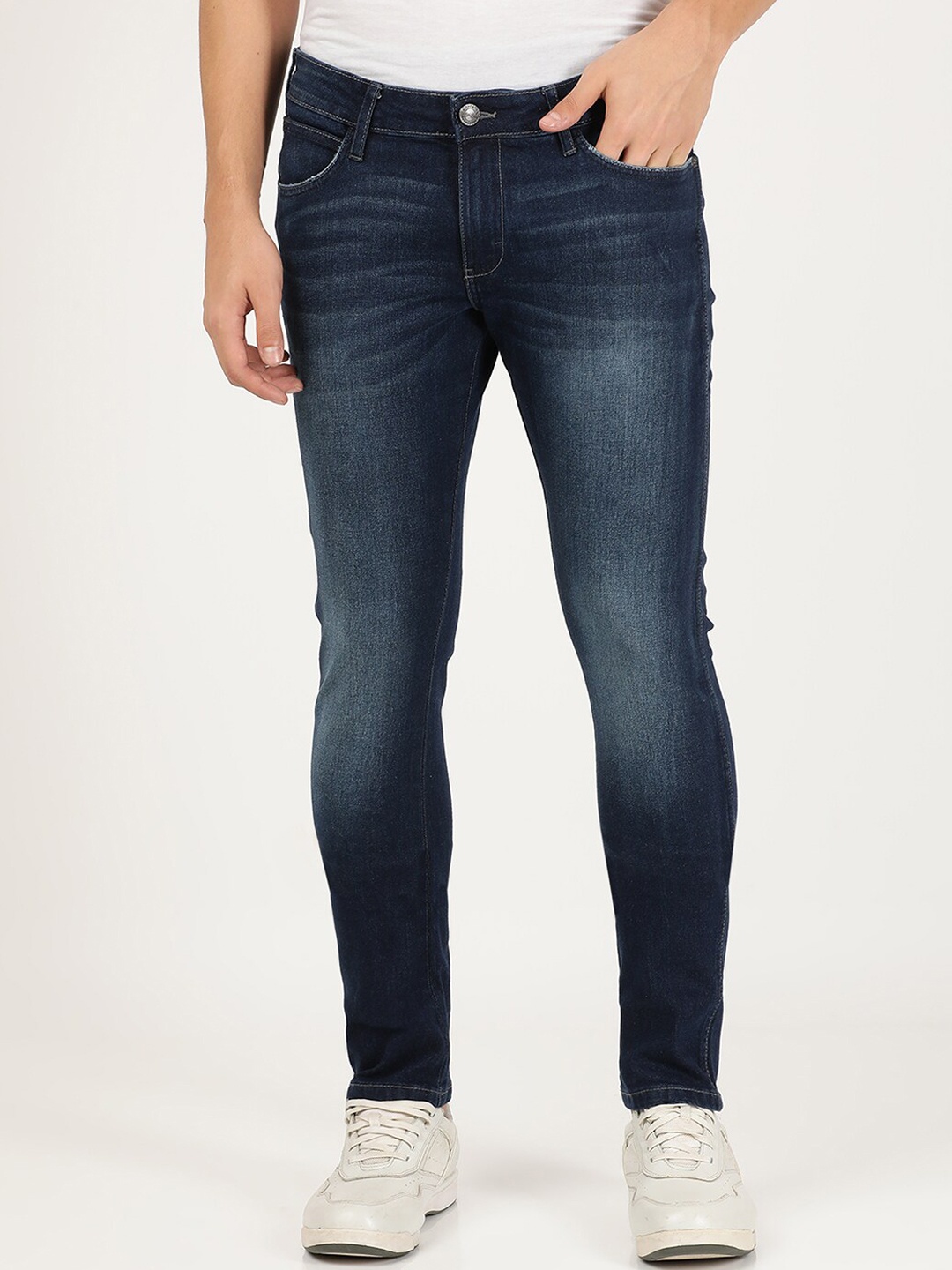 

Wrangler Men Blue Vegas Skinny Fit Low-Rise Heavy Fade Stretchable Jeans