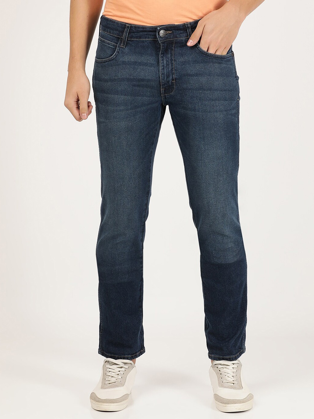 

Wrangler Men Blue Solid Straight Fit Light Fade Stretchable Jeans