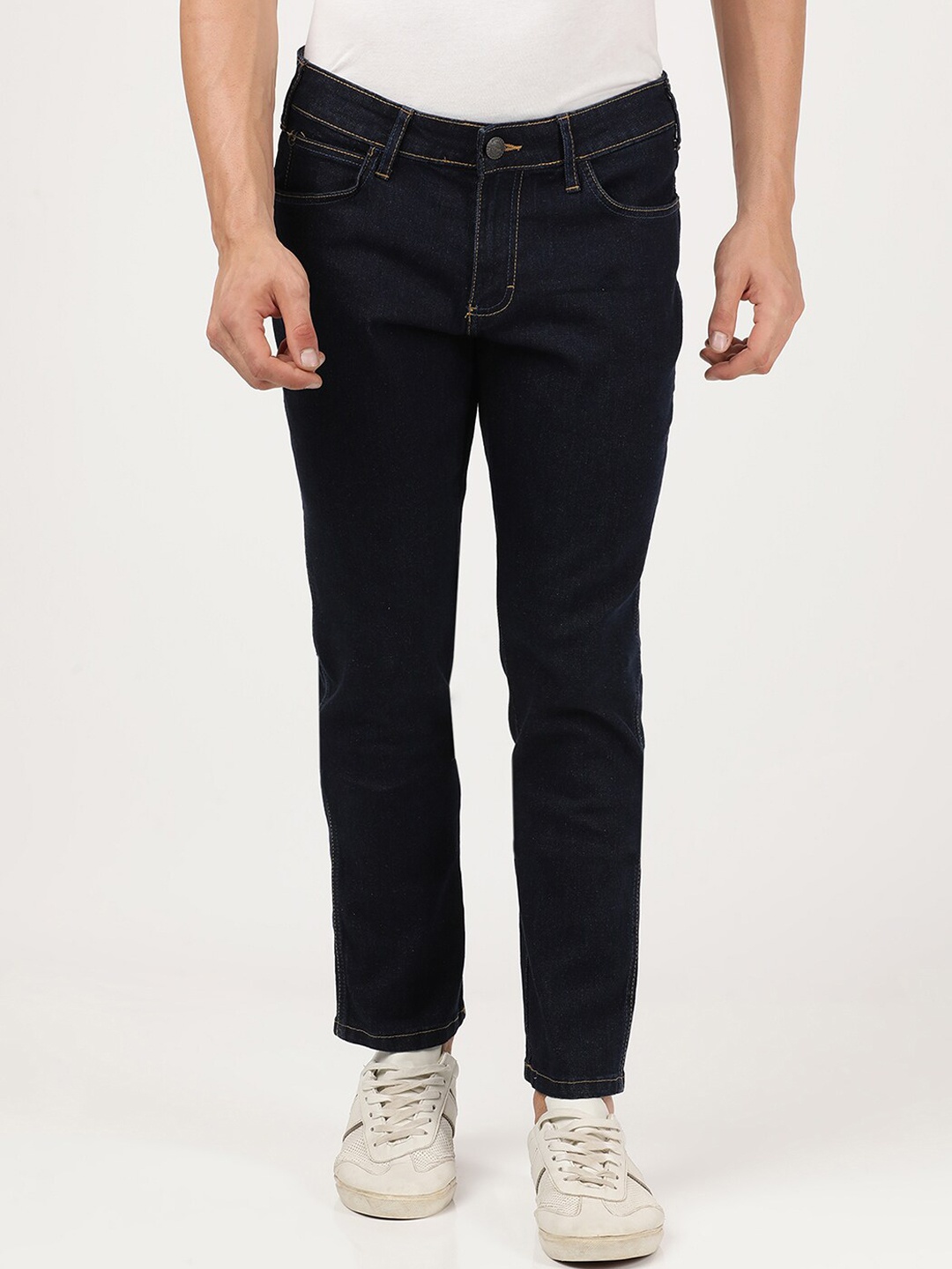 

Wrangler Men Blue Skanders Slim Fit Low-Rise Stretchable Jeans