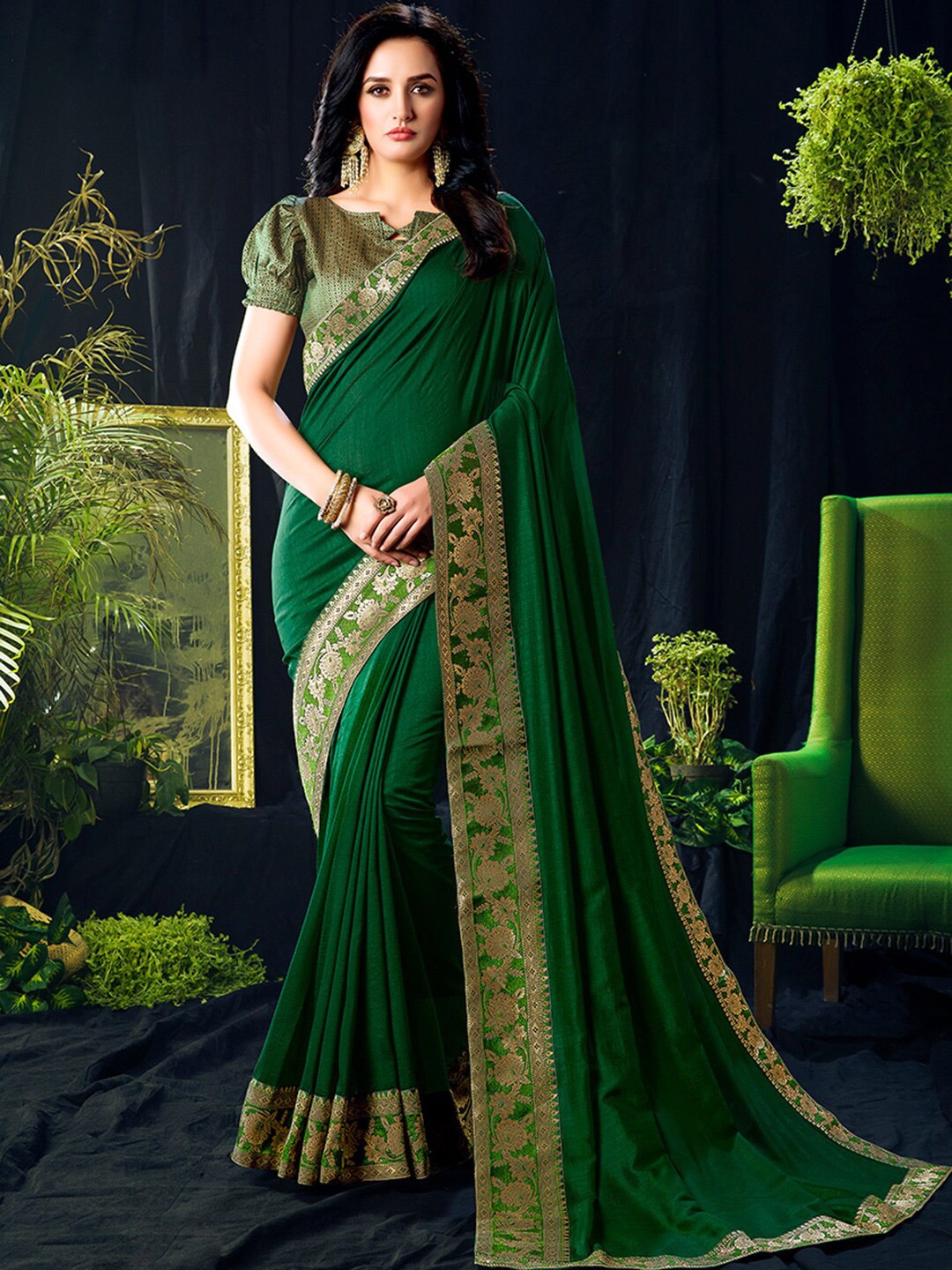 

Shaily Women Green & Gold-Toned Zari Silk Blend Saree