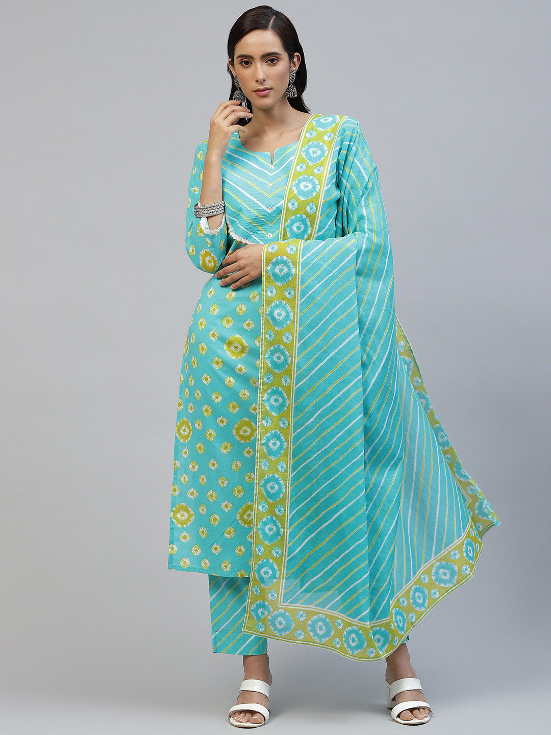

PIROH Women Blue Straight Bhandej Print Cotton Kurta with Trousers & Dupatta