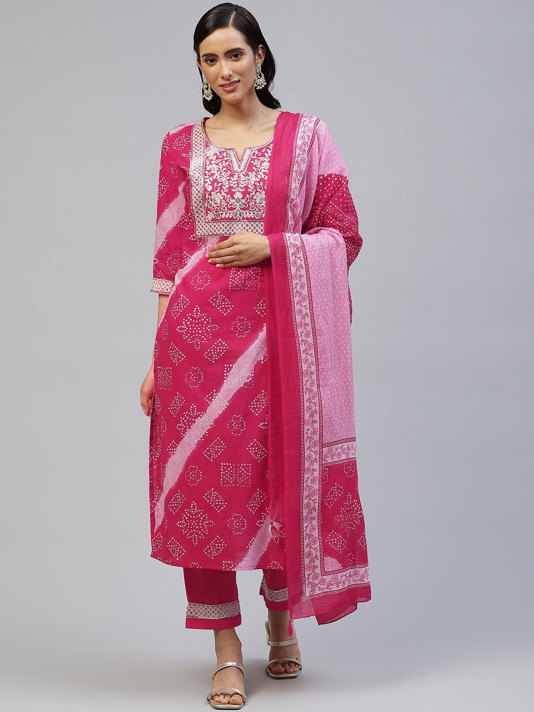 

PIROH Women Pink Bhandej Print Pure Cotton Kurta with Trousers & Dupatta