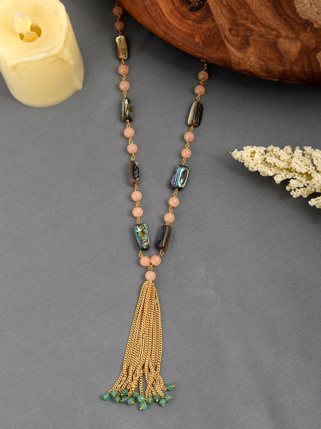 

DASTOOR Women Peach-Coloured & Green Brass Gold-Plated Necklace