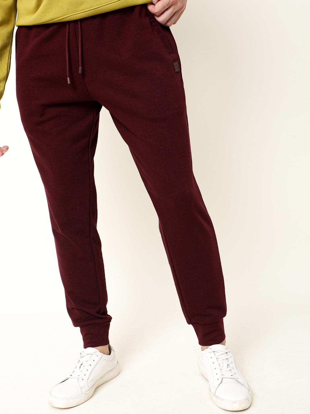 

RARE RABBIT Men Titan Relaxed Fit Solid Cotton jogger, Maroon