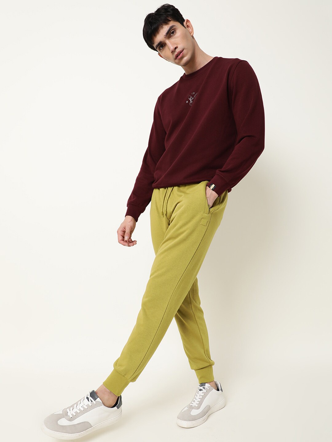 

RARE RABBIT Men Chase Slim Fit Solid Cotton jogger, Olive