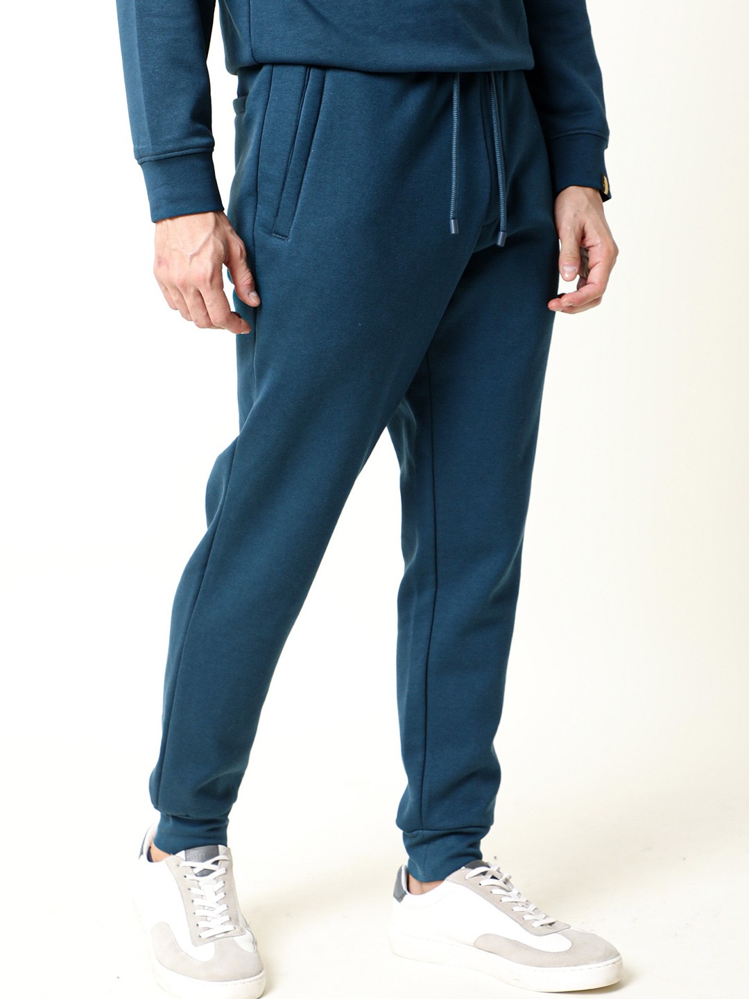 

RARE RABBIT Men Chase Relaxed Fit Solid Cotton jogger, Blue