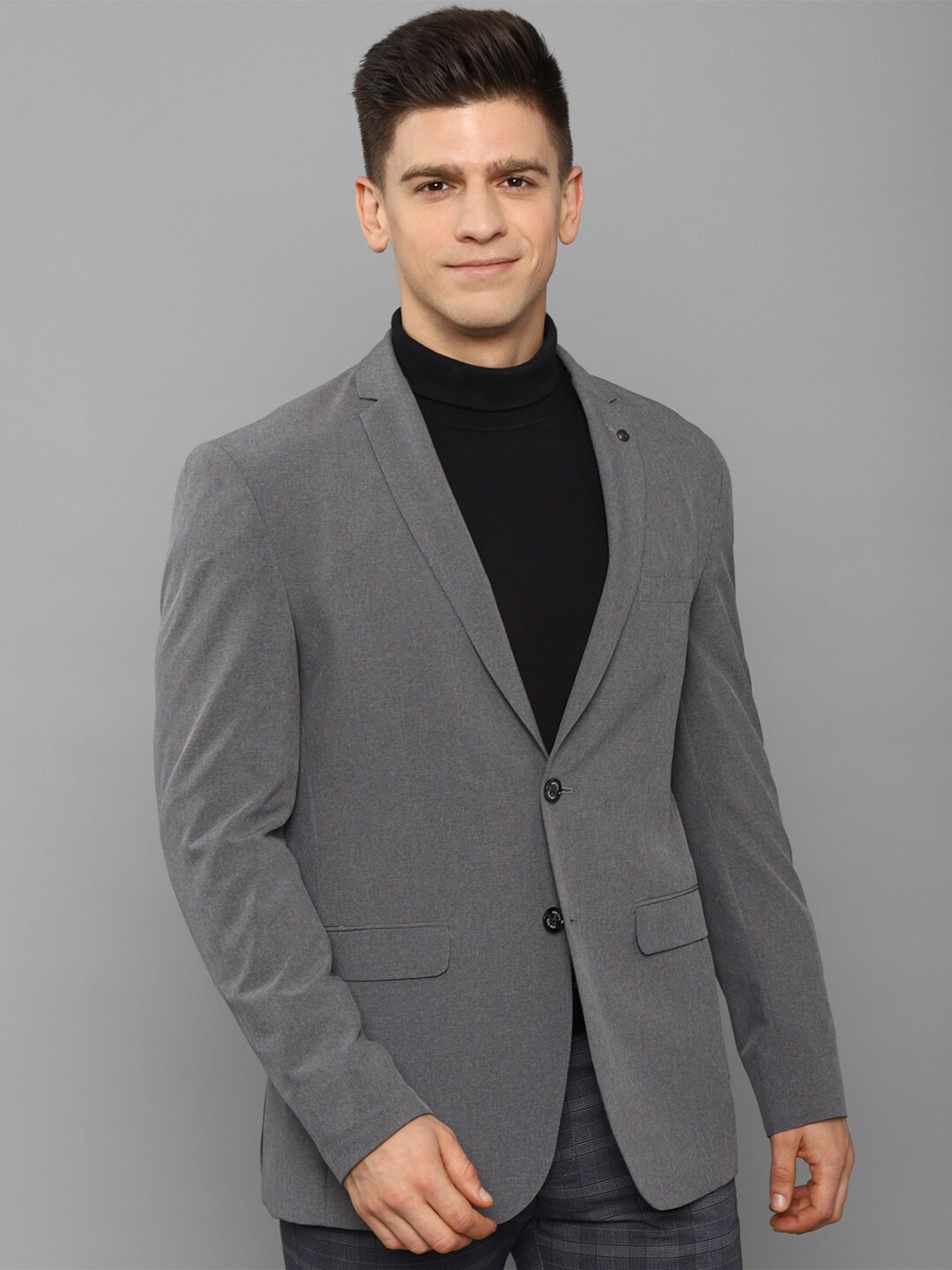 

Allen Solly Men Grey Solid Single-Breasted Blazers