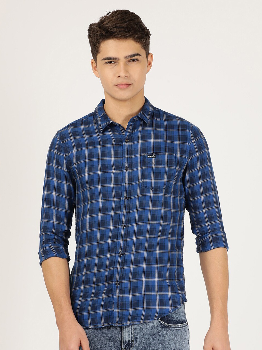 

Wrangler Men Blue Slim Fit Tartan Checks Checked Casual Shirt