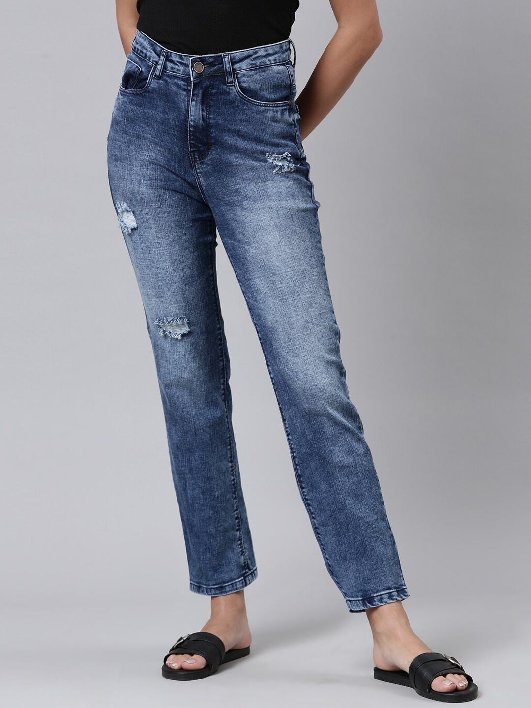 

ZHEIA Women Blue Straight Fit High-Rise Mildly Distressed Heavy Fade Jeans