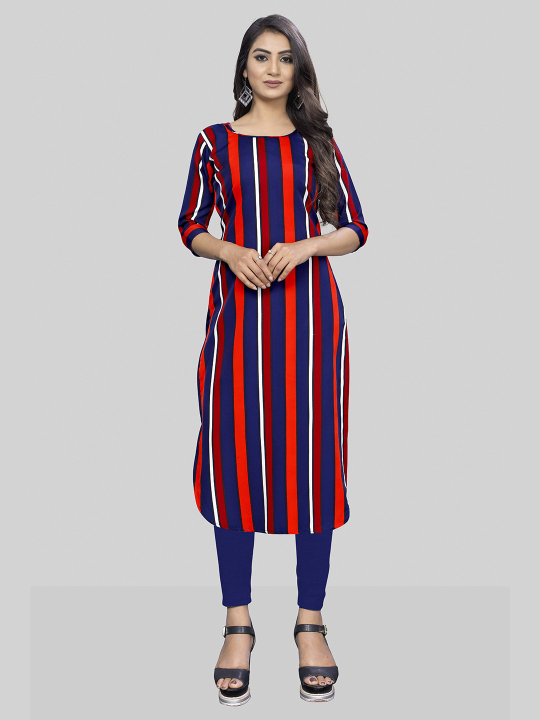 

MODLI 20 FASHION Women Navy Blue & Red Printed Kurta