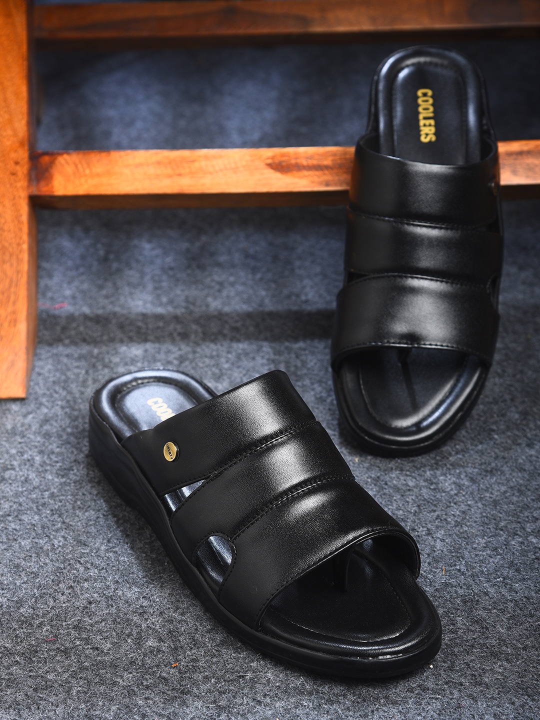 

Liberty Men Black Solid Comfort Sandals