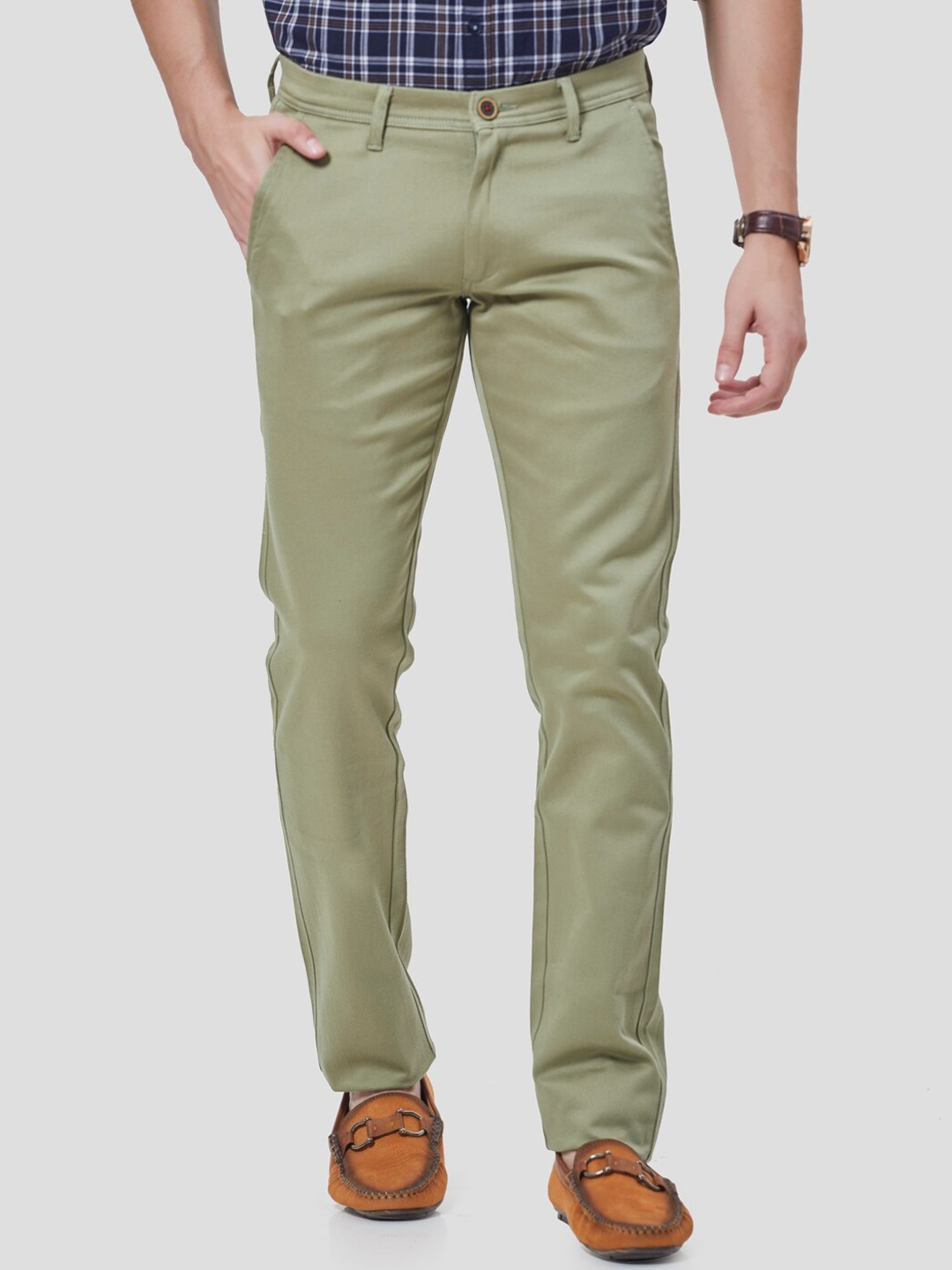 

Oxemberg Men Green Smart Slim Fit Chinos Trousers