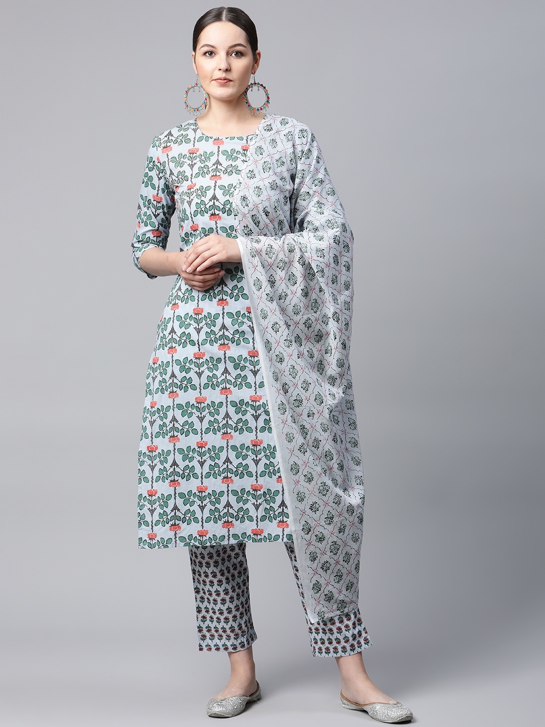 

MEERA FAB Women Grey Melange & Green Printed Pure Cotton Kurta with Trousers & Dupatta