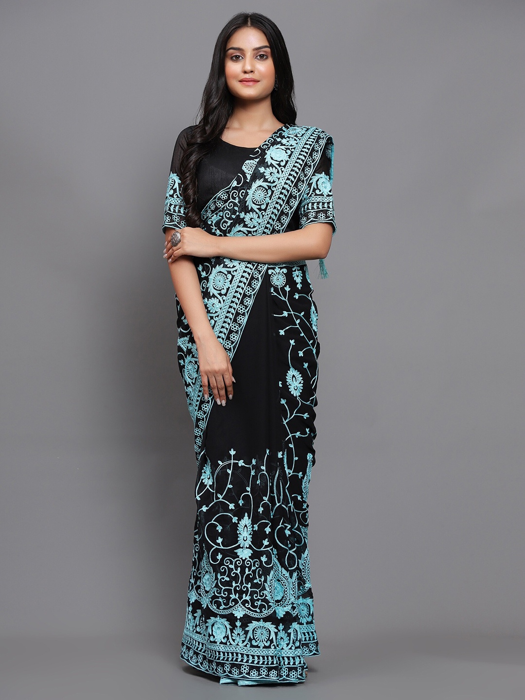 

3BUDDY FASHION Black & Turquoise Blue Floral Embroidered Venkatgiri Saree