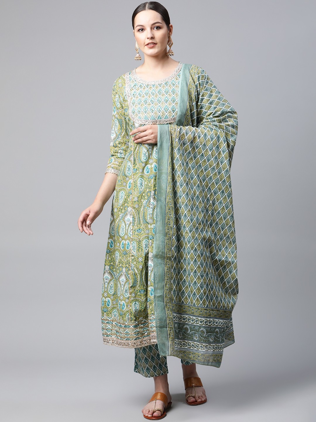 

MEERA FAB Women Green Ethnic Motifs Printed Sequinned Cotton Kurta with Trousers & Dupatta