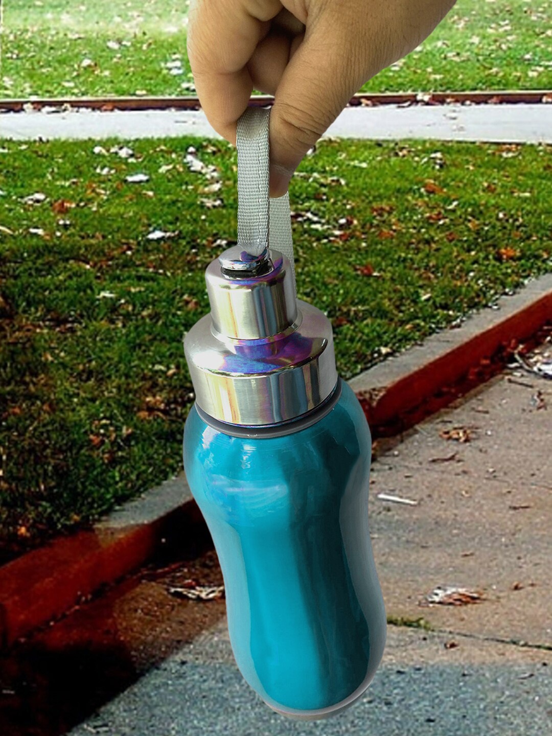 

Kuber Industries Blue Solid Water Bottle