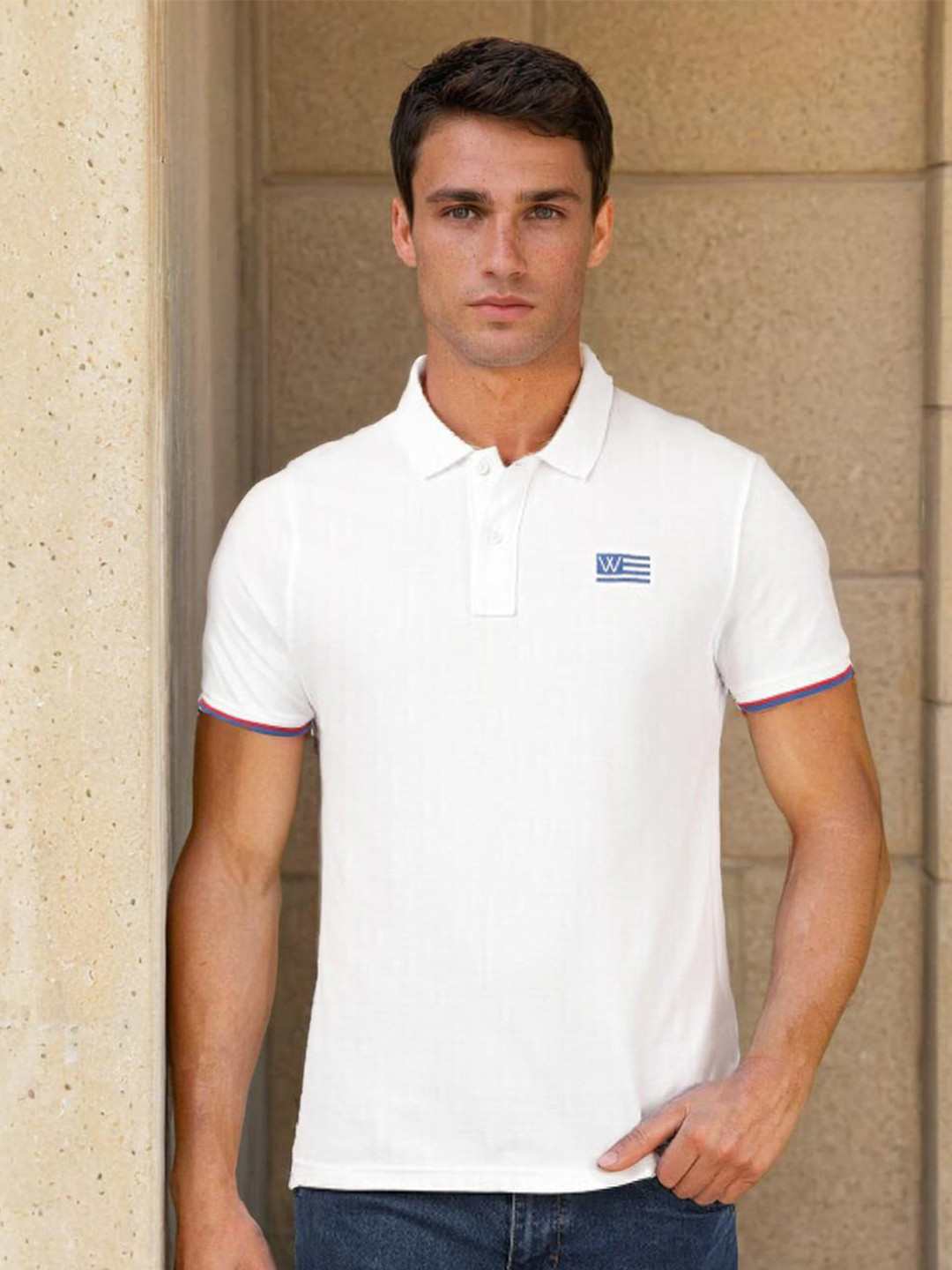 

Wrangler Men White Polo Collar T-shirt