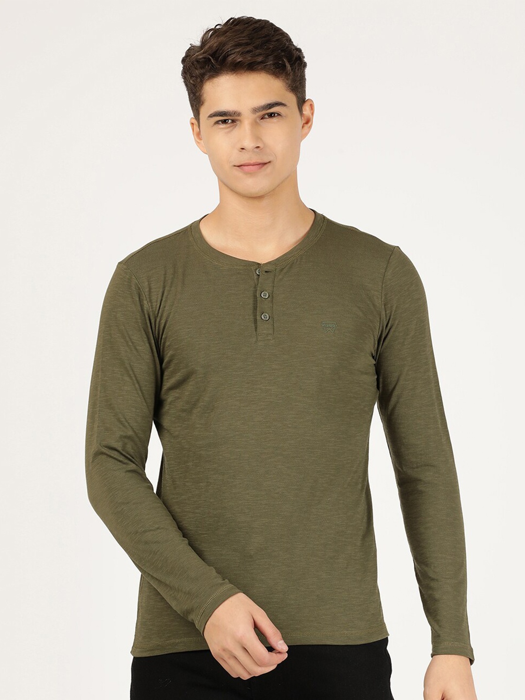 

Wrangler Men Olive Green Henley Neck Raw Edge T-shirt