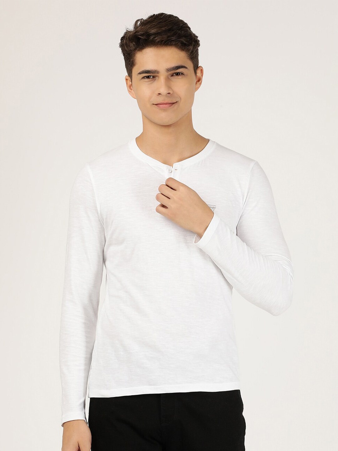 

Wrangler Men White Solid Henley Neck Cotton T-shirt