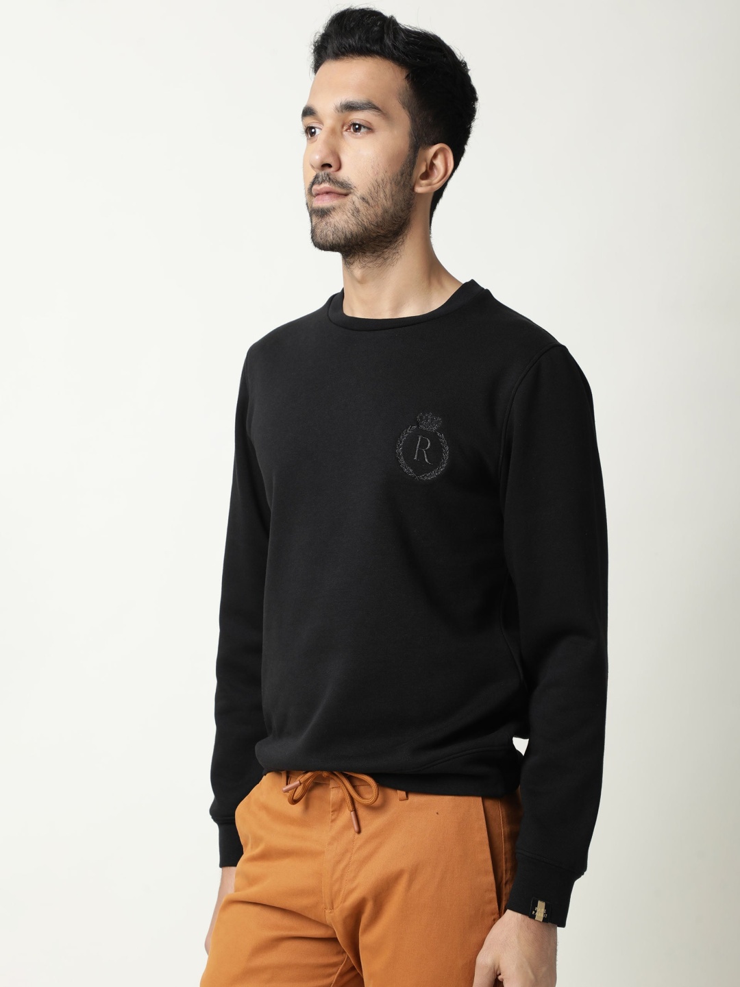 

RARE RABBIT Men Elle Slim Fit Solid Sweatshirt, Black