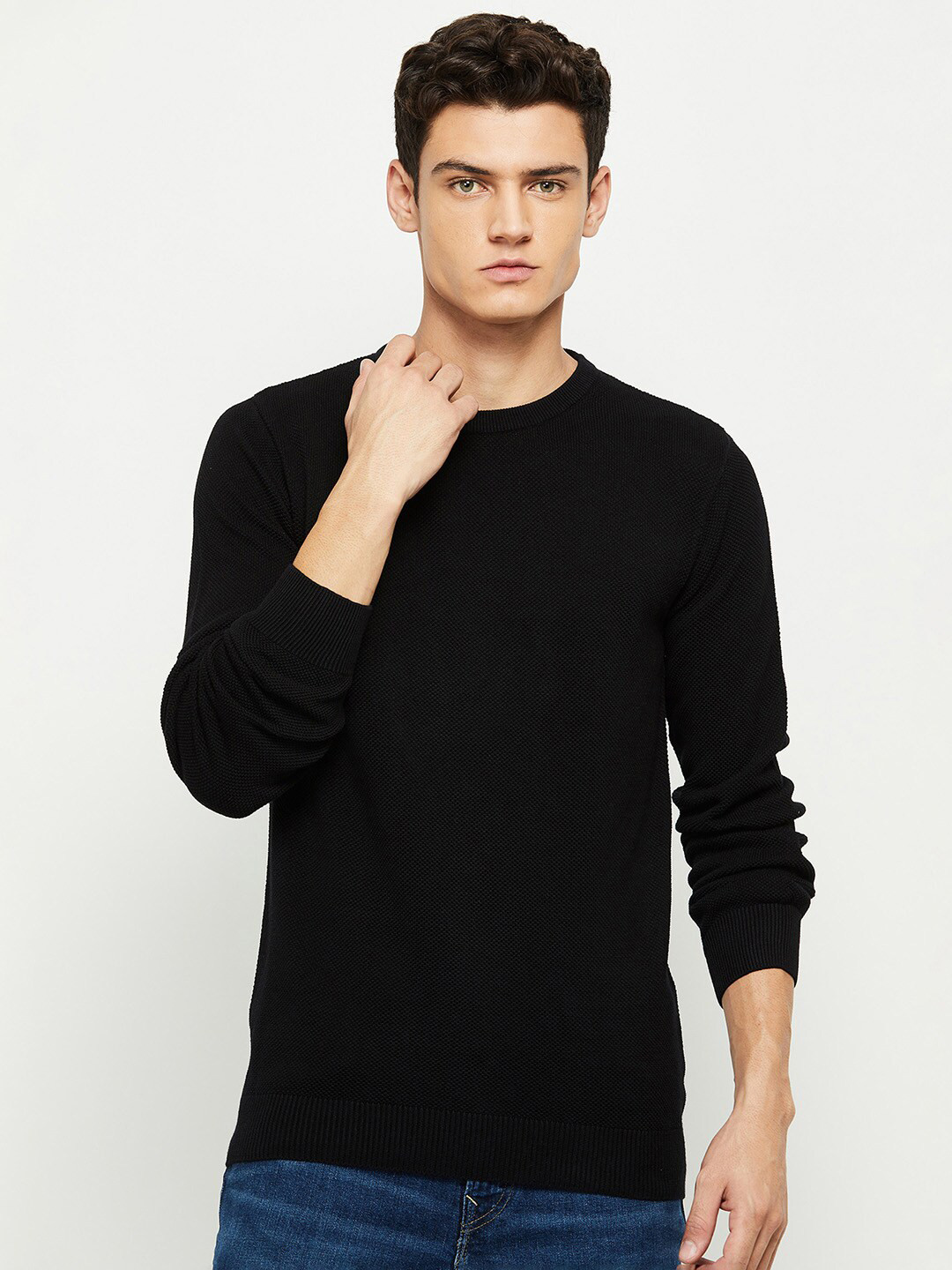 

max Men Black Solid Full Sleeve Sweatshirt