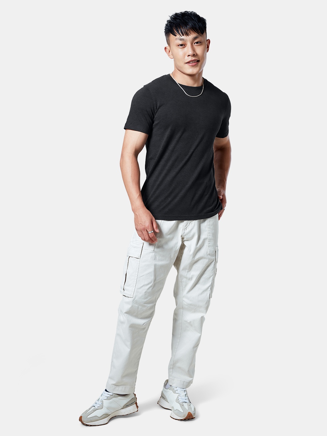 

The Souled Store Men Grey Solid T-shirt