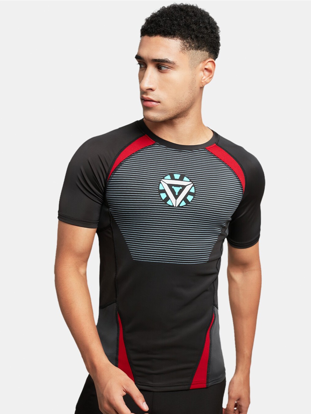 

The Souled Store Men Multicoloured Iron Man Colourblocked Applique T-shirt, Multi